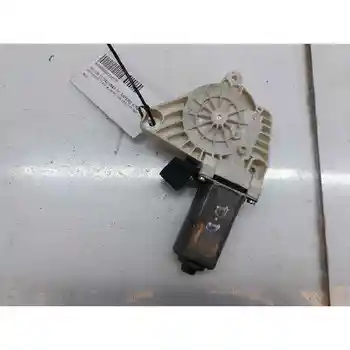 

A1698204442 WINDOW MOTOR FRONT RIGHT MERCEDES B-CLASS (W245)