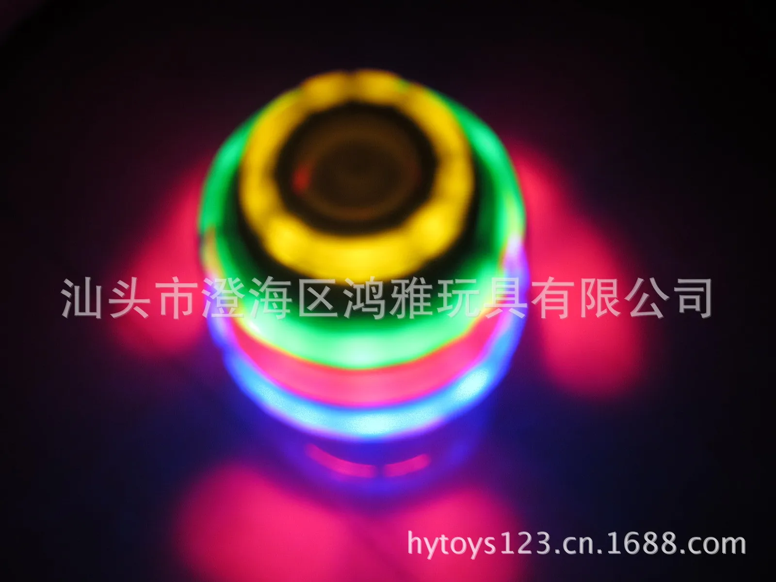 Manufacturers Direct Selling CHILDREN'S Plastic Toys Light Plastic Gyro Music Spinner Clown Spinner Hot Selling Cross Border