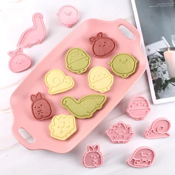 

8Pcs/set Press type Cookie Cutters Fondant Cartoon animal Shape Cookie Mold DIY Fondant Pastry Baking Cooking Tools