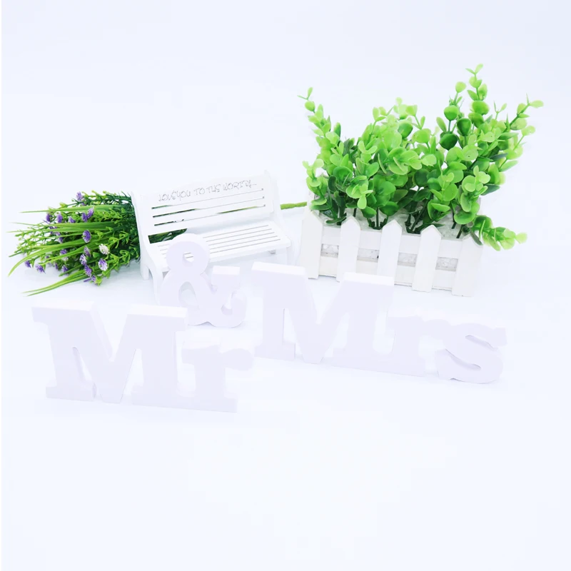 

White Wooden Mr Mrs Wedding Decorations Table Valentines Day Mr And Mrs Wedding Sign Letters 3d Party Decoration