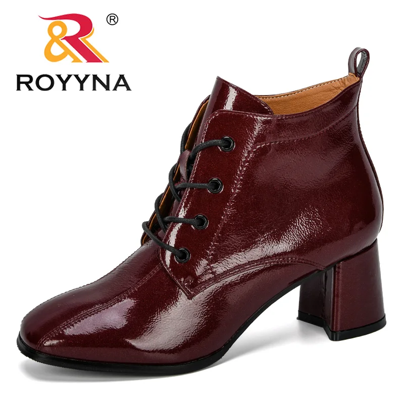 ROYYNA/ г. Новые дизайнерские женские ботинки модная женская обувь на высоком квадратном каблуке пикантные ботильоны осень-зима женские удобные ботинки - Цвет: Dull red