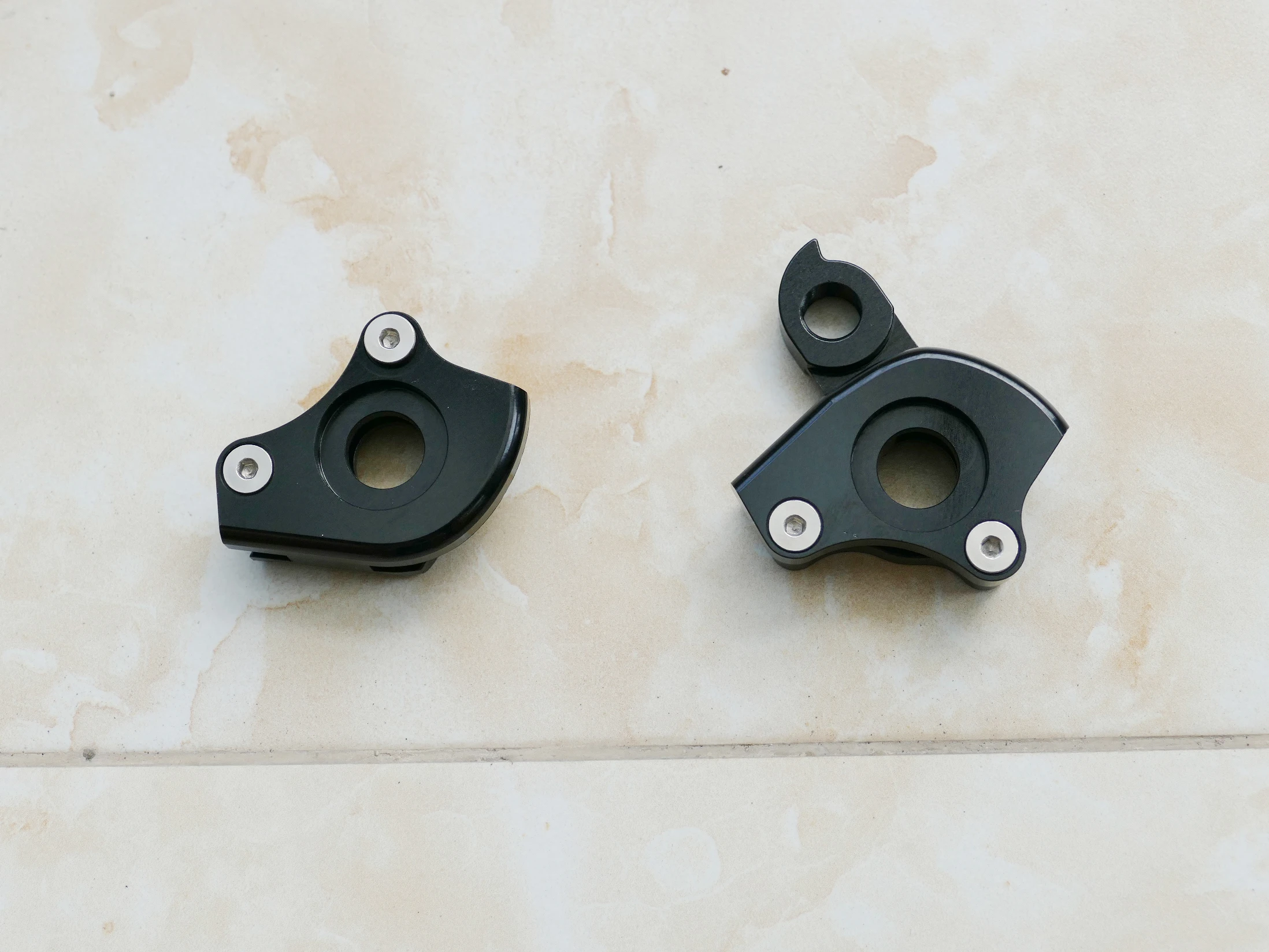 Alloy Deraileur Gear Hanger Rear 29er Frame Drop Out For Axle 142mm x 12mm