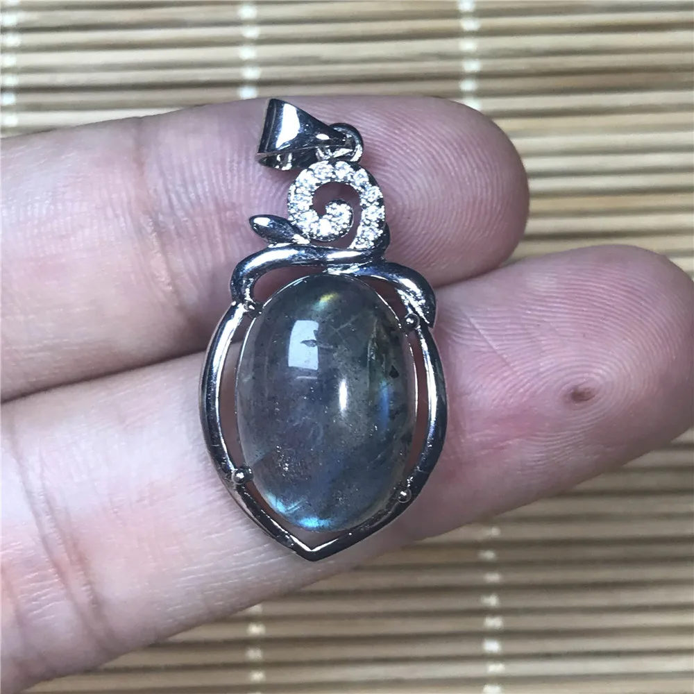 Labradorite Pendant (3)