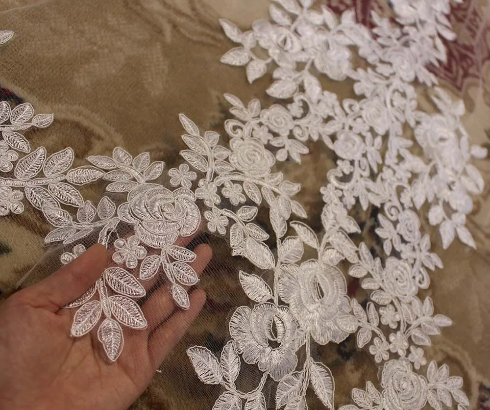 Elegant Lace Appliques Wedding Veil Comb White Ivory 3 Meters Bridal Veil One Layer Wedding Accessories