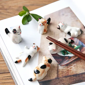 

Cute Cat Chopstick Shelf Ceramic Kitten Chopstick Holder Chopsticks Rest for Dining Table Accessories Supplies Desktop Ornaments