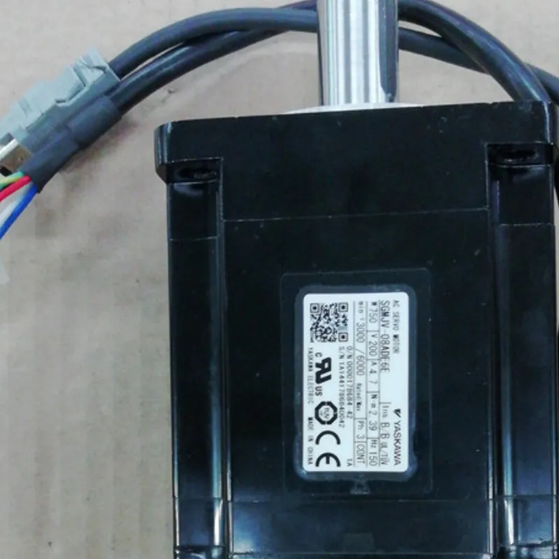 Использованный протестированный рабочий SGMJV-08ADE6E серводвигатель переменного тока