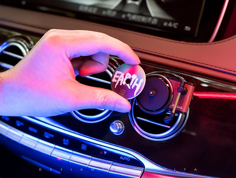E-FOUR, автомобильный освежитель воздуха, диффузор, духи, воздушный Декор автомобиля, аксессуары для интерьера, проигрыватель, музыкальная запись, аромат, бег в автомобиле