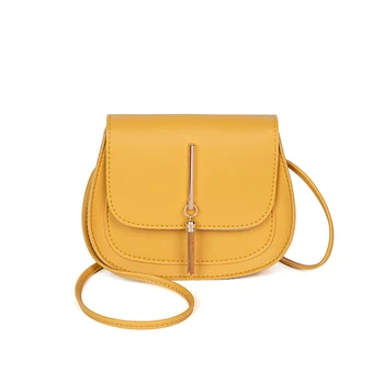 

Women's Shoulder Small Square Bag Vintage Crossbody Bag with Tassel