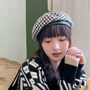

Fashion hat female Japanese plaid beret female street painter hat female