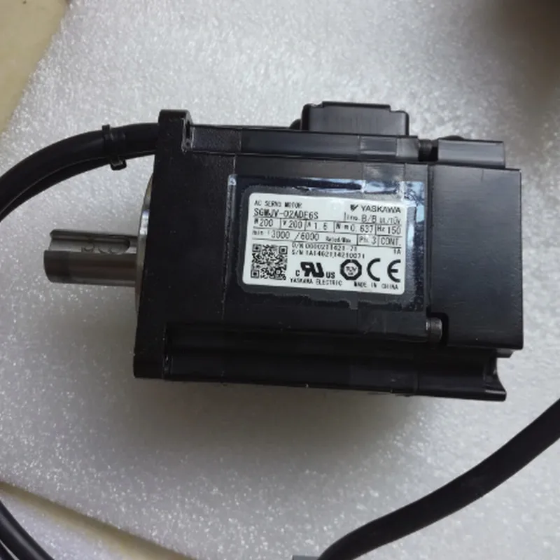 Использованный протестированный рабочий SGMJV-02ADE6S сервомотором переменного тока