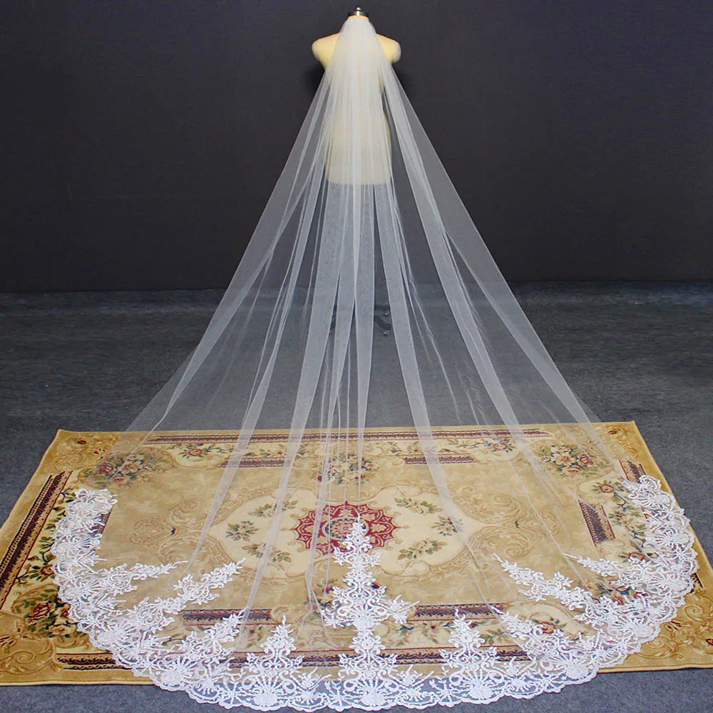 

Long Lace Wedding Veil Beautiful High Quality Bridal Veil with Comb One Layer 4 Meters Long Veil for Bride Wedding Accessories