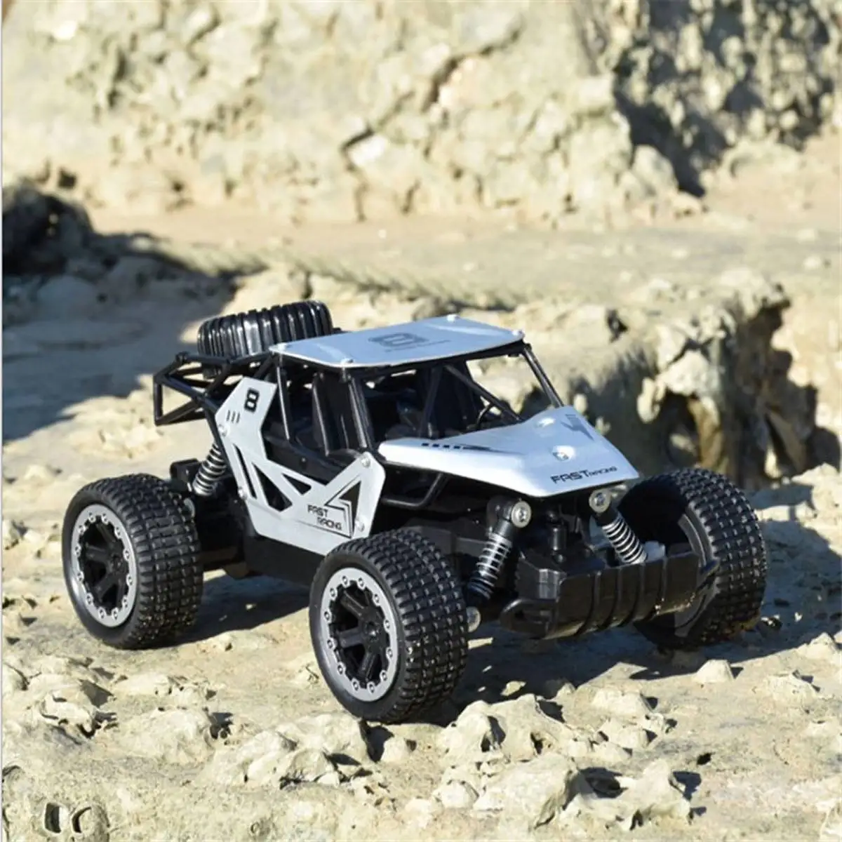 1:18 электрический игрушечный автомобиль 2,4 ГГц высокочастотный сплав деформационный пульт дистанционного управления автомобиль внедорожник игрушечный автомобиль 4 канала