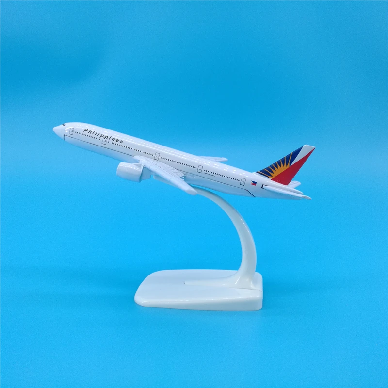16 см филиппинские авиалинии Boeing 777-300ER имитирует статическую модель