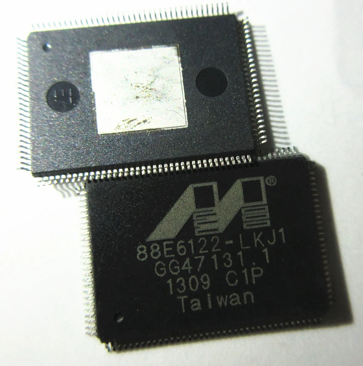 10 шт в упаковке, новая 88E6122-LKJ1