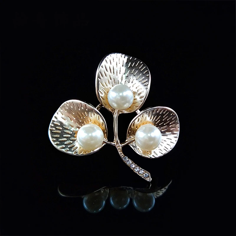 

2019New 30Pcs Pearl leaves button for DIY Alloy bridal headdress leaves ancient style jewelry hair accessories HZ449