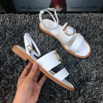 

Gladiator Women Sandals Summer 2020 New Fashion Mental Decor Buckle Strap Women Flats Causual Shoes Beach Slippers Women Shoes