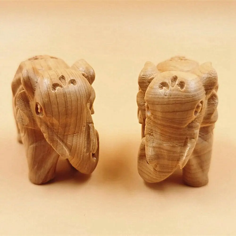 Thuja Wood Elephant Miniature Figurines Decoration