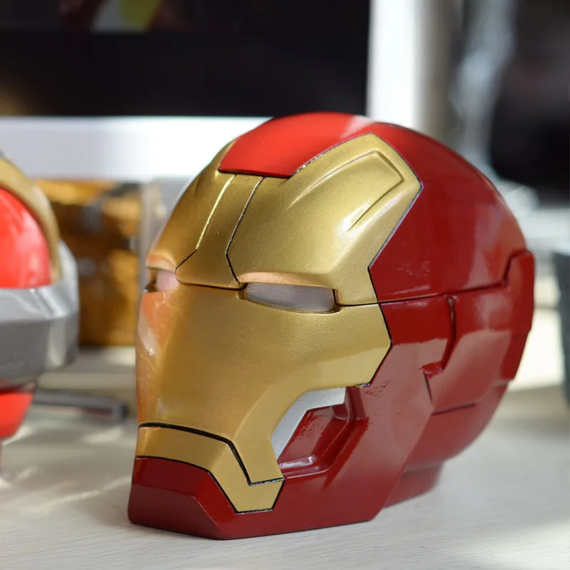 Marvel Avengers Iron Man Creatività Personalità Posacenere Figura Modello Ornamenti Giocattolo Ironman Casco Resina Decorazioni Per La Casa Regalo