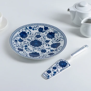 

Cake plate with a spatula 22.8 cm "Russian pattern", a spatula 24x5.5 cm