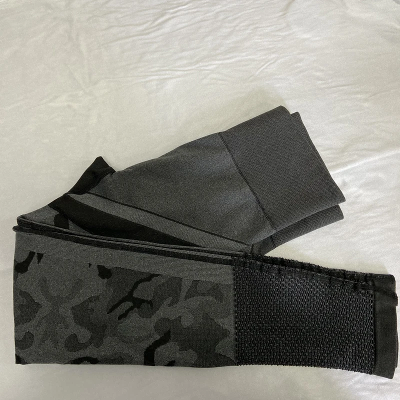 black pants Спортивный бесшовный комплект для занятий йогой, камуфляжная одежда для занятий спортом для спортивного зала, женские леггинсы, дышащий костюм для йоги с длинными рукавами, 2 шт - Цвет: black pants