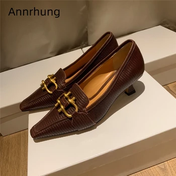 

Genuine Leather Spring 2020 Women Pumps Metal Decoration Buckle Pointed Toe Med Heel Slip-on Runway Shoes Woman