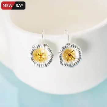 

S925 Sterling Silver Flowers Women Ear Studs Simple Earrings Silver Petal Gold Pistil Dangle Pure and Fresh Elegant Girls Gifts