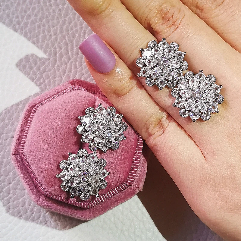 2022 Fashion Trendy Butterfly Silver Color Korean Stud Earring for Women Wedding Cute Gothic Drop Earing Party Gift Wholesale Z5