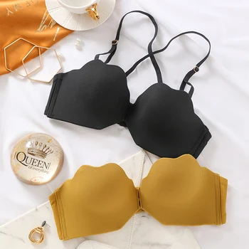 

One-piece hollow out small underwear sets young girls petal cup seamless women sexy lingerie suits push up simple bra panty set