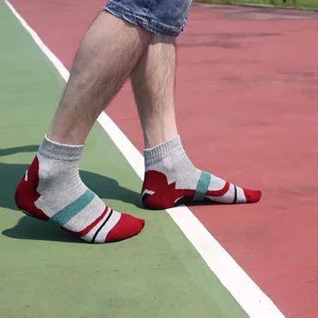 

Socks Men Breathable Sports Socks Non-Slip Basketball Outdoor Hiking Comfortable Socks