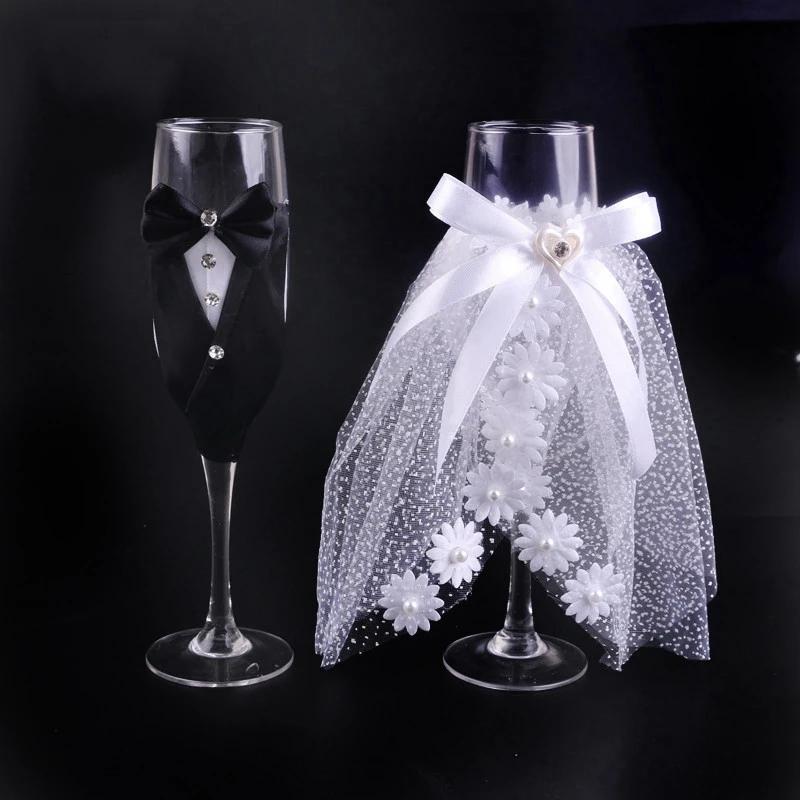 ABUI-Creative Gift Bridal and Groom Lace Dress Champagne Flutes Wedding Glasses Set Cup Toasting Goblet Wedding Home Hotel Decor