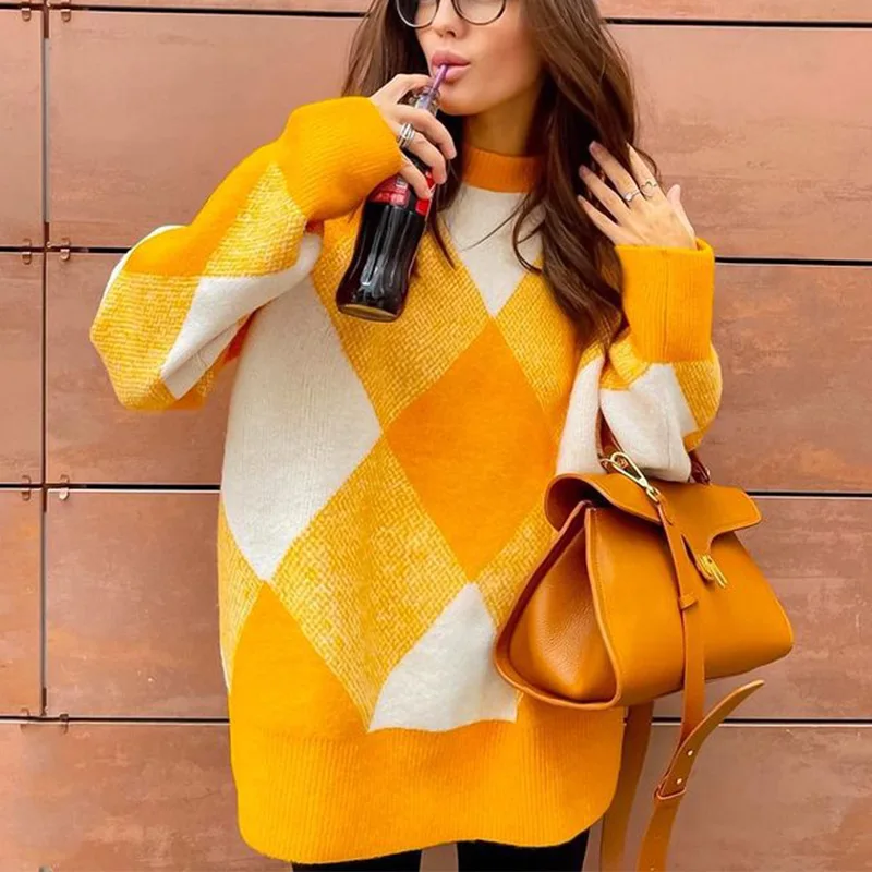 Женский Трикотажный Свитер оверсайз с длинным рукавом и круглым вырезом |