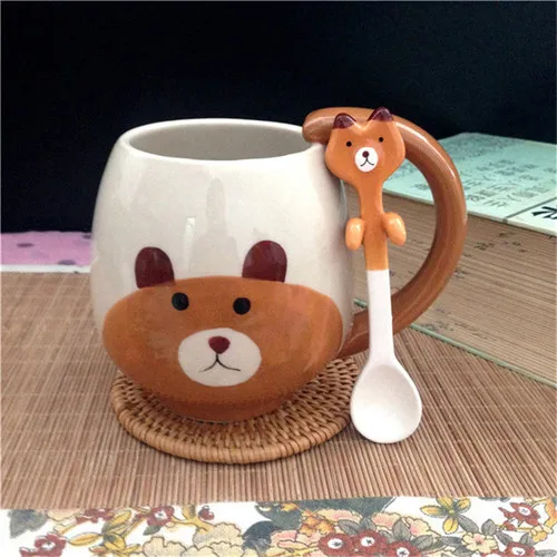 Керамическая мультяшная чашка с пандой маленькая лягушка кружка черная кошка подвесная ложка свинья креативная кофейная чашка медведь молочная чашка лучший подарок для детей - Цвет: Bear
