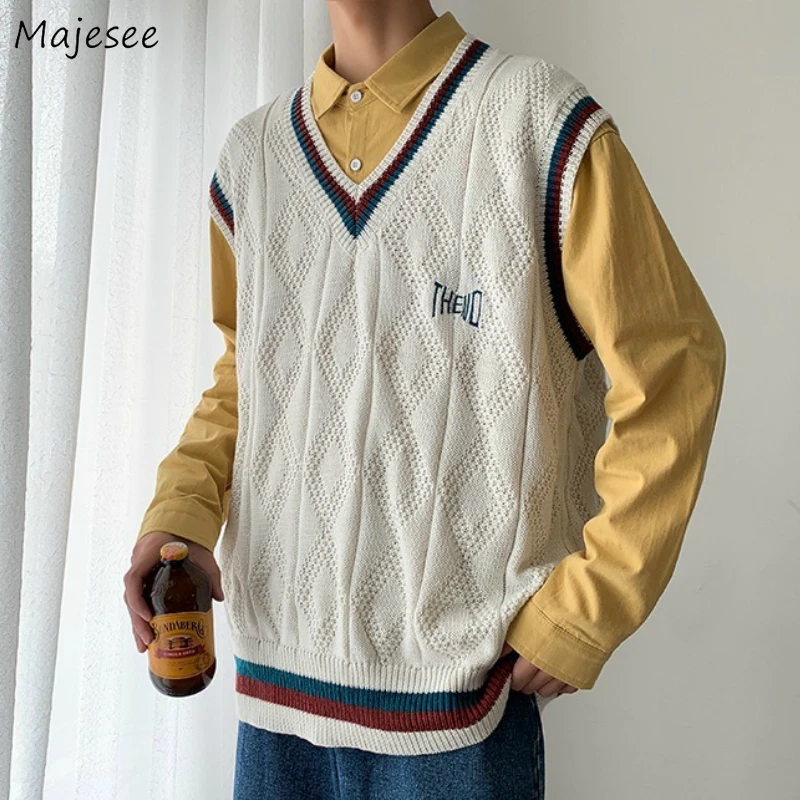 

Sweater Vest Men Letter Printed BF V-neck 2XL Oversize Mens Vests Preppy Style Chic Daily Streetwear Leisure Retro Knitted New
