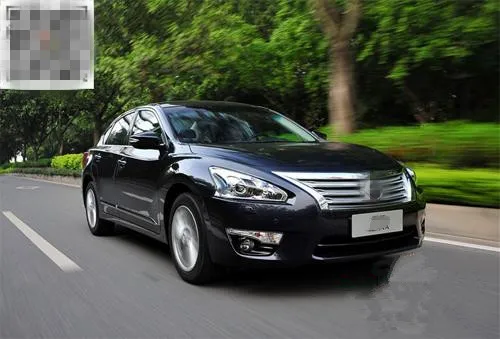 Left and Right Для Nissan Teana 2013 передние фары прозрачные абажуры лампы оболочки маски фары крышка объектива фары - Цвет: Left and Right