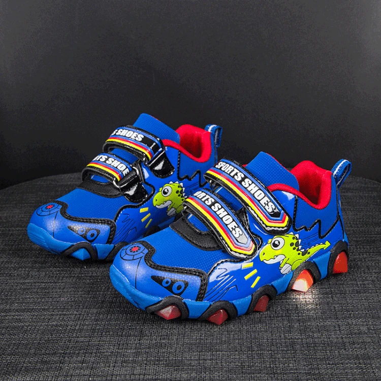 New Luminous Glowing Led Shoes for Boys Lighted Led Baby Children Sneakers Boys Sport Loafers Casual Kids Red Blue Cartoon