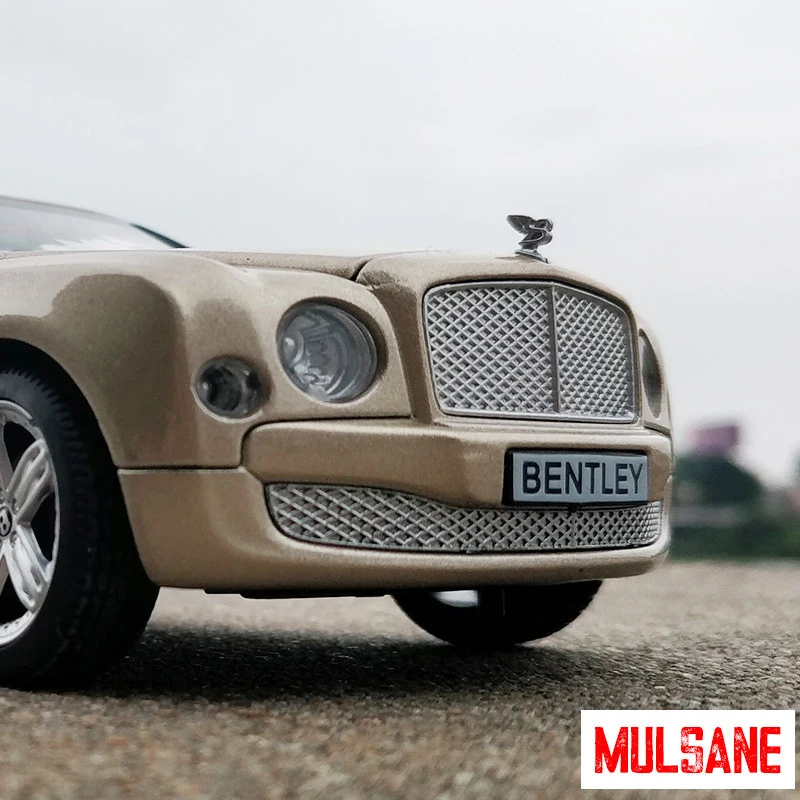 Коллекционный автомобиль из сплава коллекционный коллекции Range rover/Bentley литой и