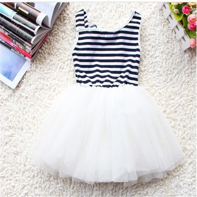 prom dresses Girls Dress 2022 Summer New Girls 100% Cotton Round Neck Sleeveless Big Dot Minnie Cartoon Short-sleeved Dress 3-7Y night dress