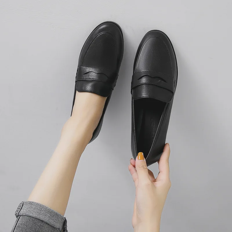 Vintage woman oxford shoes chunky heels loafers slip on brogues round toe all-match moccasins women leather derby shoes size 44