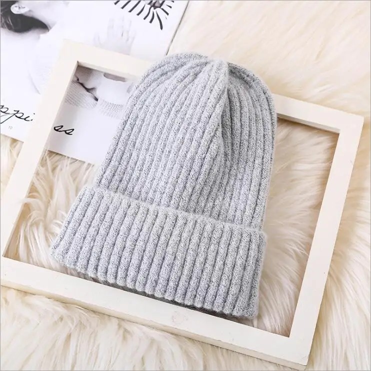 Grey Новые однотонные вязаные теплые мягкие модные шапки простые Стильные женские шерстяные Повседневные шапки элегантные универсальные шапки - Цвет: Grey