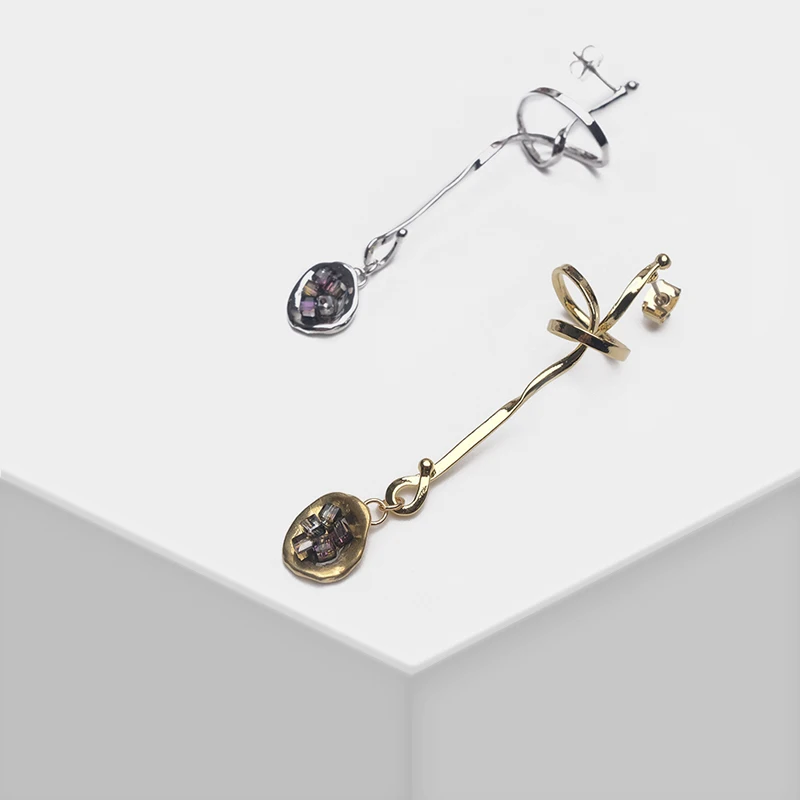 

Women's fashion drop earrings with irregular knot and simple design