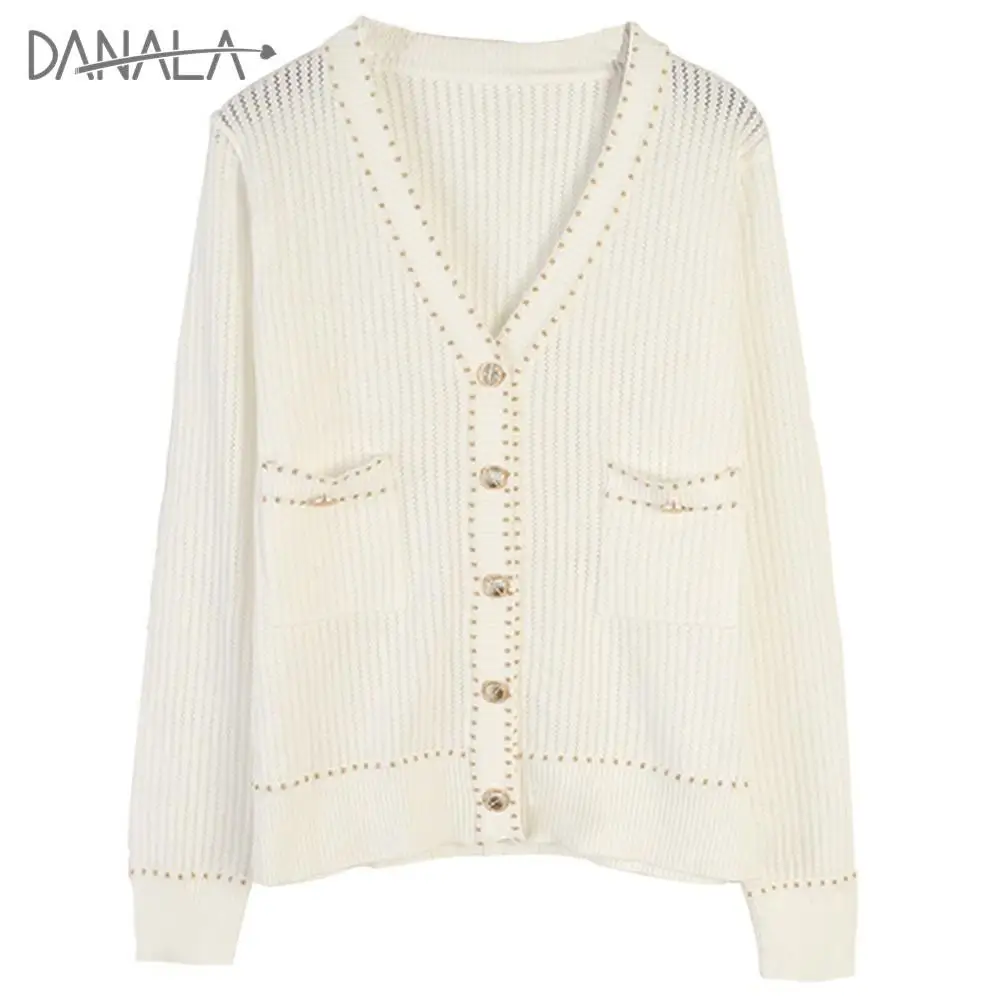 DANALA 2019 Autumn New Sweater Cardigan For Women Fashion V-neck Pocket Single-breasted Jacket DANALA 2019 Autumn New Sweater Cardigan For Women Fashion V-neck Pocket Single-breasted Jacket