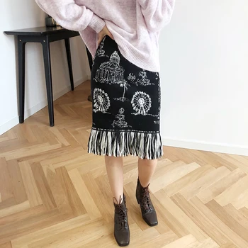 

HLHPYHB Fashion Ferris Wheel Knit Skirt Femal Elastic High Waist Tassels Skirts Woman knitted Plaid Skintight Short Petticoat