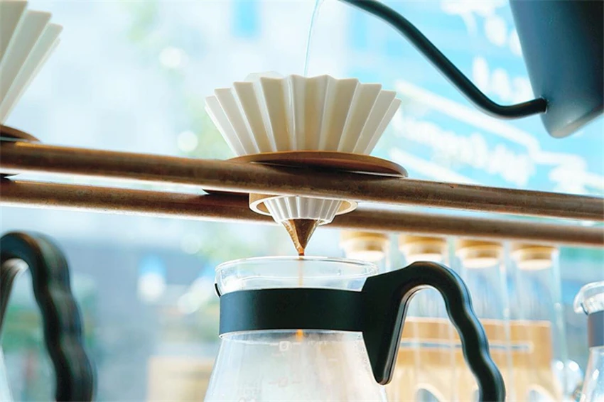 Kaffeefilter Trichter Tropf Hand Tasse Filter Kaffee Zubehör Trichter Blumen Keramik Kaffeetasse Origami Espresso Filter Tassen – Detail 9