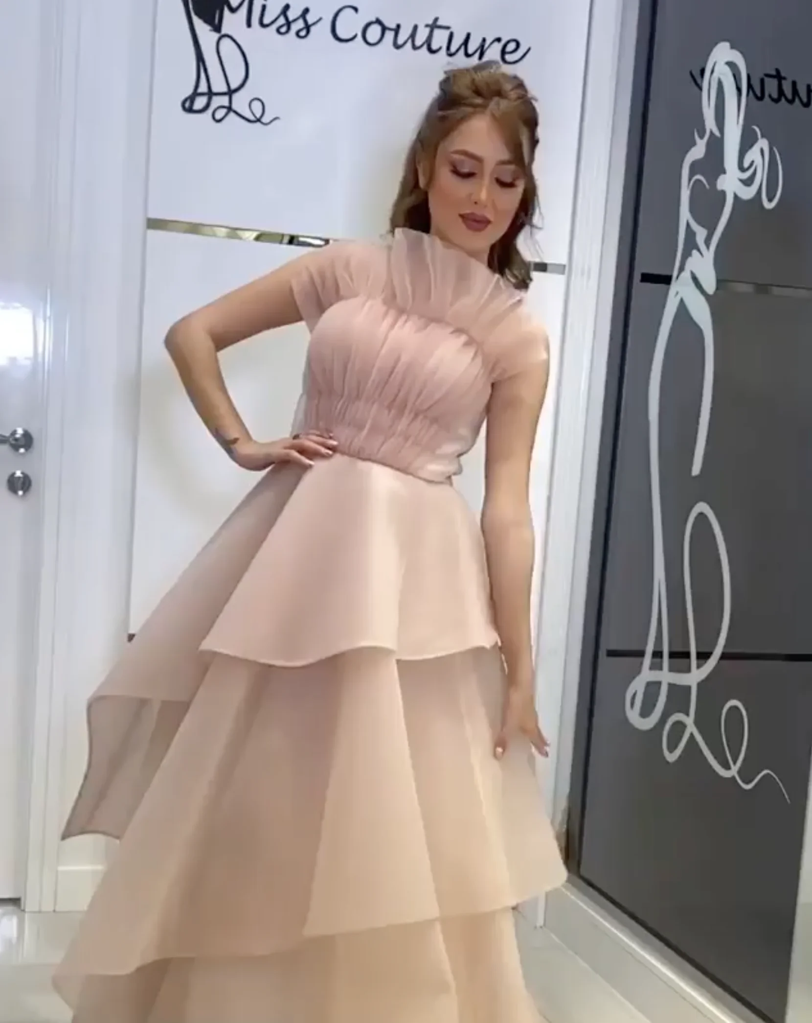 Dubai A Line Strapless Prom Dress Sexy Backless Plus Size Tiered Formal Evening Dresses Long Simple Special Occasion Party Gowns