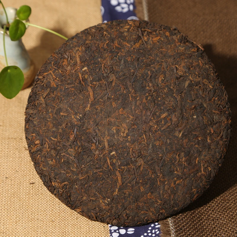 357 золотой чай пуэр, сделанный в 2005 году Менг Хай ке Исин спелый Pu er чай предок античный мед сладкий тусклый-Красный древний чай пуэр дерева