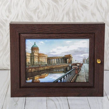 

Housekeeper "Kazan Cathedral" wenge 26x31 cm 2787129