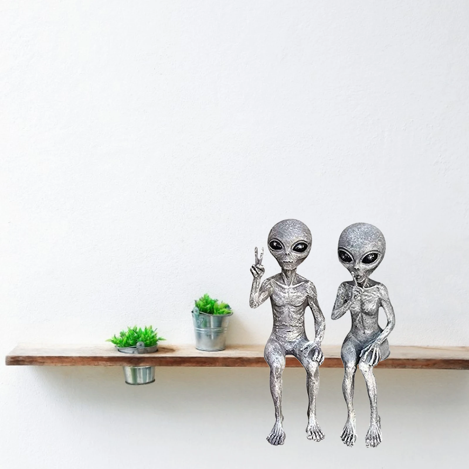 Resin outer space alien statue Martian garden statuette set for home