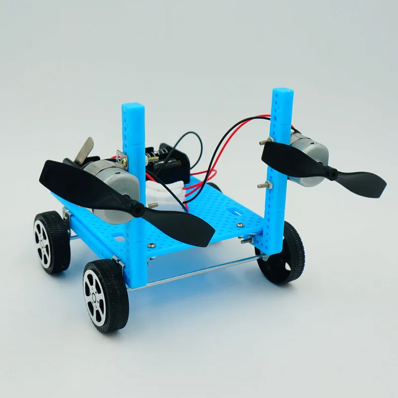 

Young STUDENT'S Handmade Science And Technology Small Production Creative Toy Model DIY Assembled Material Double Propeller Air