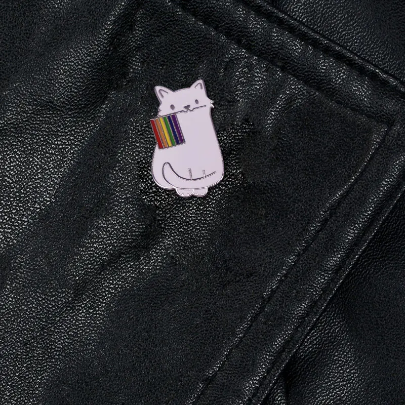 Cute Purride Cat Hard Enamel Pin LGBTQ LGBT Gay Pride Rainbow Flag