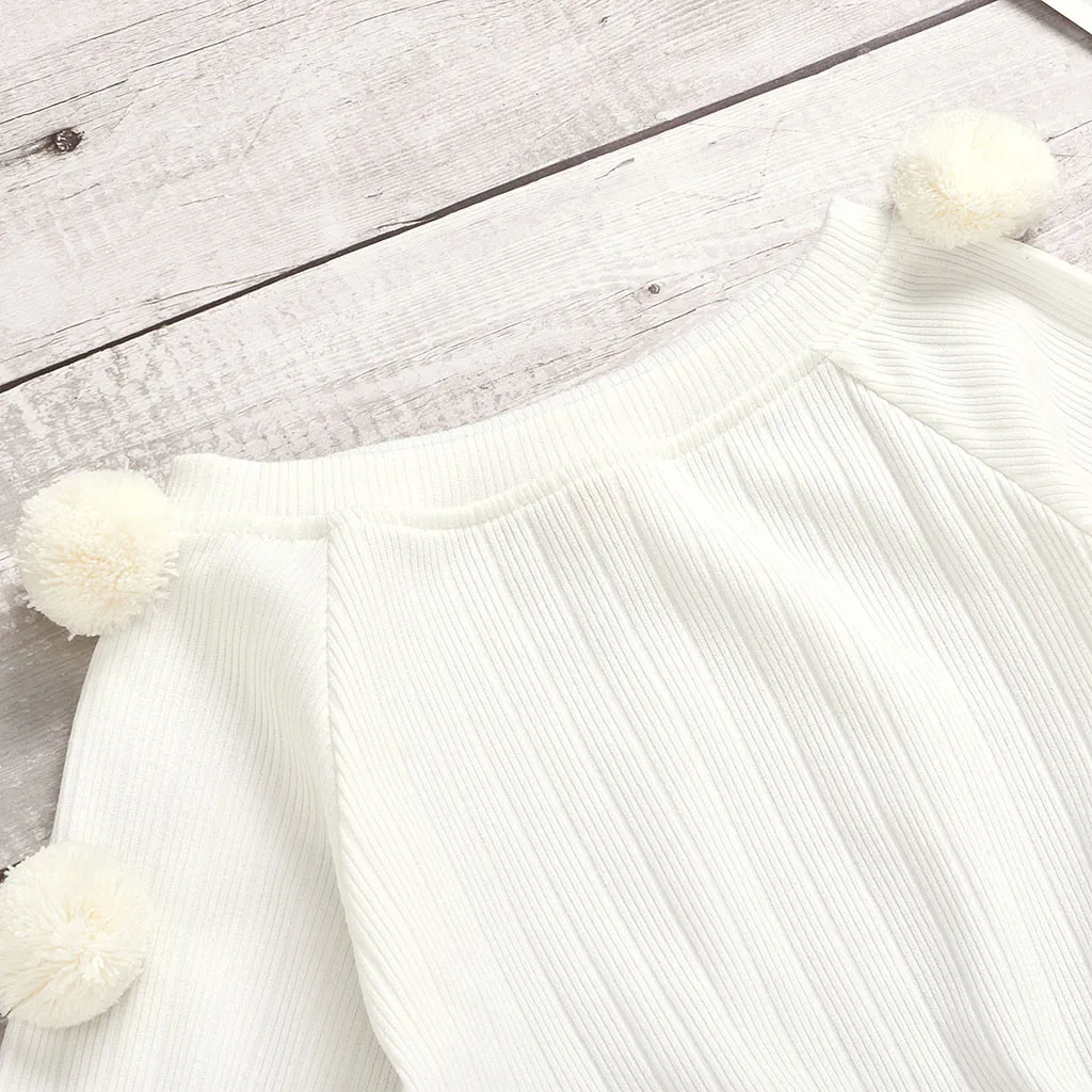 Зимняя симпатичная одежда для девочек для Одежда для детей; малышей; девочек мода с маленькими пушистыми помпончиками для вязаные топы для детей с меховым помпоном джинсовый наряд с рваными штанами одежда ملابس بن